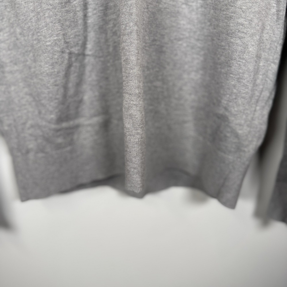 Tommy Hilfiger Men's Pullover Sweater V-Neck Career Casual Gray Size Large - Picture 2 of 6